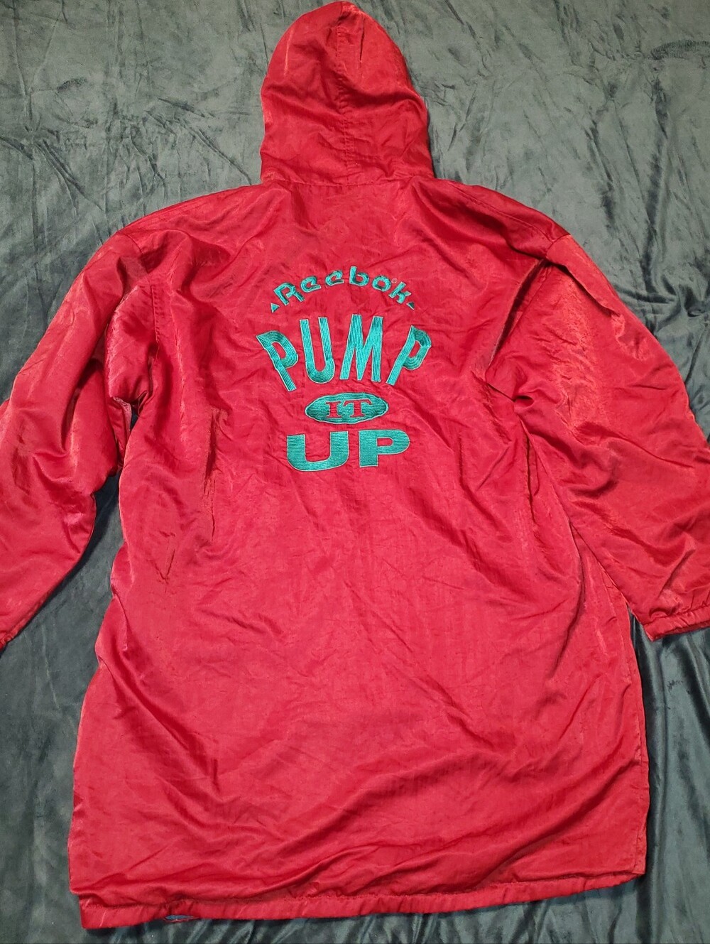 REEBOK PUMP Burgundy Maroon Hooded Jacket with Teal 'Pump It Up' Embroidery
